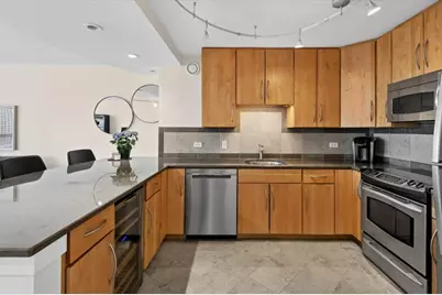 30 E Huron Street #5501, Chicago, IL 60611 - Photo 5
