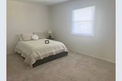 7040 Meadowbrook Lane, Hanover Park, IL 60133 - Photo 13