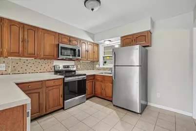 311 Flora Drive, Champaign, IL 61821 - Photo 9