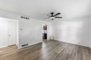 220 Park Dr, Joliet, IL 60436 - Photo 7