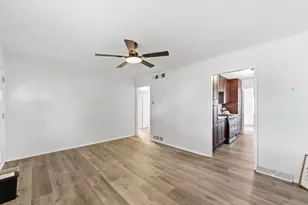 220 Park Dr, Joliet, IL 60436 - Photo 5