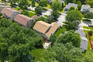 2755 Bluewater Cir, Naperville, IL 60564 - Photo 51