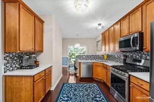 457 Jamestown Ct, Aurora, IL 60502 - Photo 9