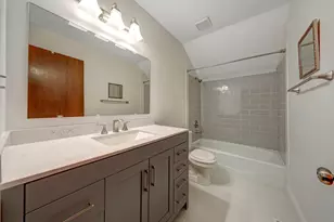 4977 Prairie Oak Rd, Gurnee, IL 60031 - Photo 15