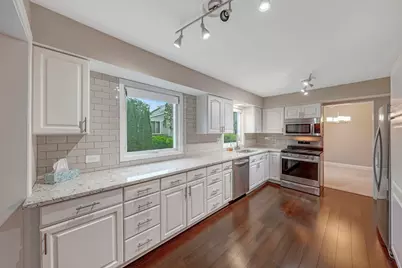 4977 Prairie Oak Road, Gurnee, IL 60031 - Photo 9