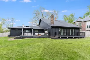 8122 Fairmount Ave, Downers Grove, IL 60516 - Photo 3