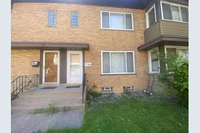4740 Main Street #B, Skokie, IL 60076 - Photo 1