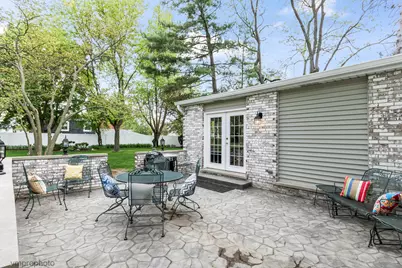 1059 W Chatham Drive, Palatine, IL 60067 - Photo 31