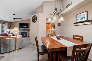 17620 Cambridge Pl, Tinley Park, IL 60487 - Photo 5