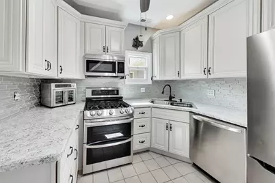 617 South Boulevard #E, Oak Park, IL 60302 - Photo 9