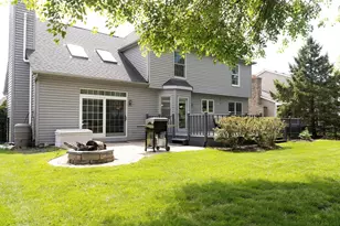 251 Millington Ln, Aurora, IL 60504 - Photo 27