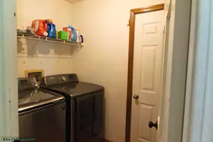 251 Millington Ln, Aurora, IL 60504 - Photo 9