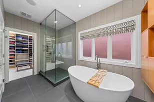 1716 W Wolfram St, Chicago, IL 60657 - Photo 21