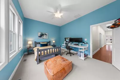 1716 W Wolfram Street, Chicago, IL 60657 - Photo 25