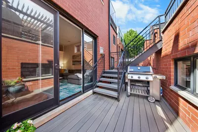 1716 W Wolfram Street, Chicago, IL 60657 - Photo 37