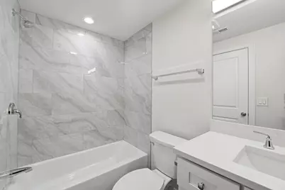 2342 N Lawndale Avenue, Chicago, IL 60647 - Photo 35