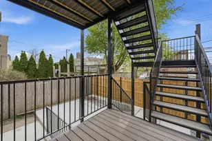 2342 N Lawndale Ave, Chicago, IL 60647 - Photo 15
