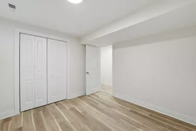 2342 N Lawndale Avenue, Chicago, IL 60647 - Photo 37