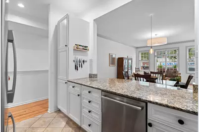 1322 W Belmont Avenue #1W, Chicago, IL 60657 - Photo 13