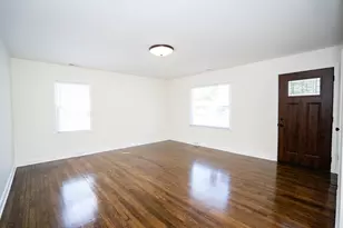 15331 Willow Ln, Markham, IL 60428 - Photo 3