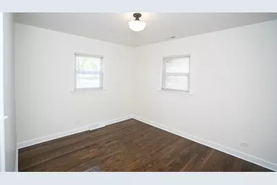 15331 Willow Lane, Markham, IL 60428 - Photo 9