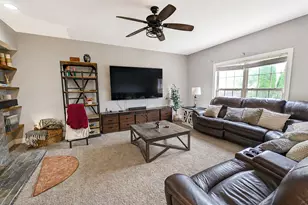4714 Watermark Dr, Champaign, IL 61822 - Photo 7