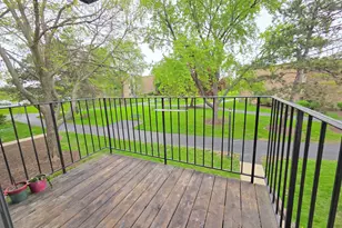 1473 N Winslowe Dr, Palatine, IL 60074 - Photo 5