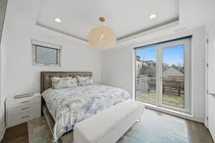 1335 N Bosworth Ave, Chicago, IL 60642 - Photo 9