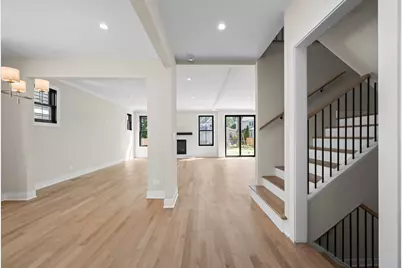 819 S Highland Avenue, Arlington Heights, IL 60005 - Photo 9