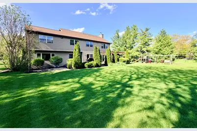 643 Lindgren Lane, Belvidere, IL 61008 - Photo 3