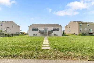 2655 Fairfax Way, Yorkville, IL 60560 - Photo 3