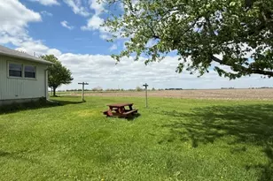 27986 Esmond Rd, Esmond, IL 60129 - Photo 33