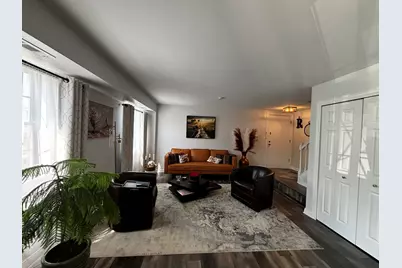353 S Whispering Hills Drive #B, Naperville, IL 60540 - Photo 3