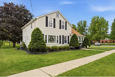 503 S Wells Street, Sandwich, IL 60548 - Photo 3