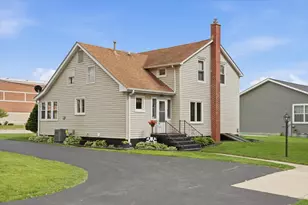 503 S Wells St, Sandwich, IL 60548 - Photo 7
