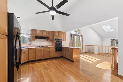 160 Aster Lane, Hoffman Estates, IL 60169 - Photo 17