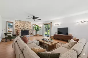 160 Aster Ln, Hoffman Estates, IL 60169 - Photo 19