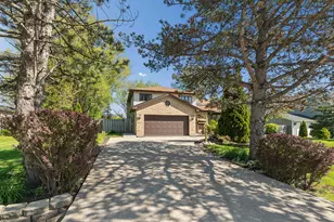 160 Aster Ln, Hoffman Estates, IL 60169 - Photo 55