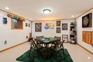160 Aster Ln, Hoffman Estates, IL 60169 - Photo 45