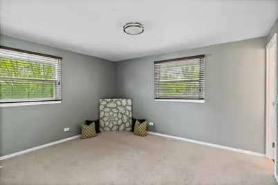 1097 Stratham Court, Schaumburg, IL 60193 - Photo 11