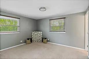 1097 Stratham Ct, Schaumburg, IL 60193 - Photo 11
