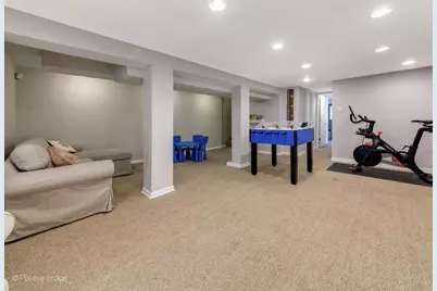 3813 N Hermitage Avenue, Chicago, IL 60613 - Photo 19