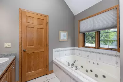 2520 E 1669th Road, Ottawa, IL 61350 - Photo 25