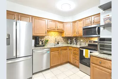 9332 Landings Lane #203D, Des Plaines, IL 60016 - Photo 5