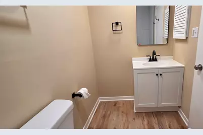 1751 Plymouth Court #B, Wheaton, IL 60189 - Photo 19