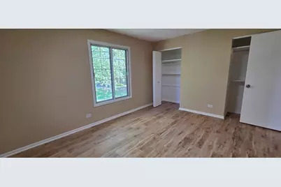 1751 Plymouth Court #B, Wheaton, IL 60189 - Photo 17