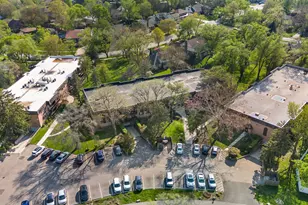 7930 Woodglen Ln, Downers Grove, IL 60516 - Photo 19