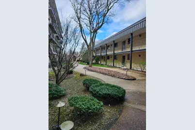6221 N Niagara Avenue #305, Chicago, IL 60631 - Photo 1