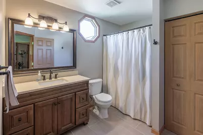 219 Wolverine Drive, Oswego, IL 60543 - Photo 9