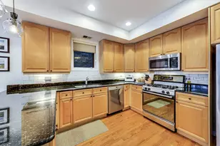 3531 N Reta Ave, Chicago, IL 60657 - Photo 9